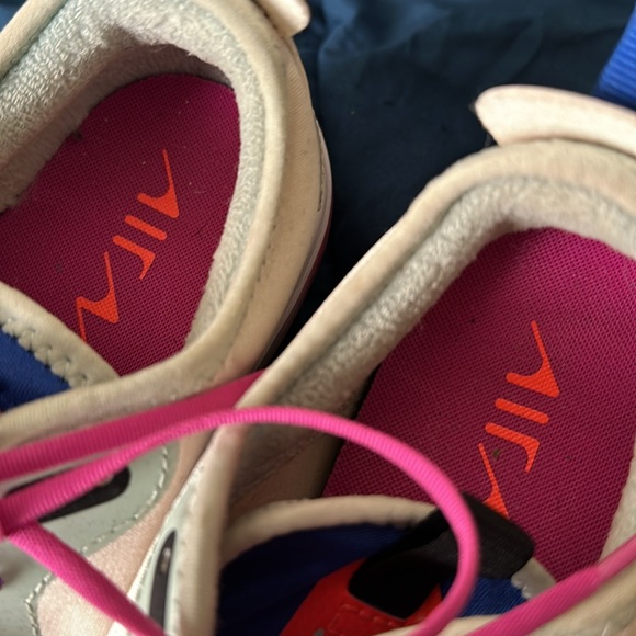 Nike cuteness overload women size 7 - Picture 5 of 6